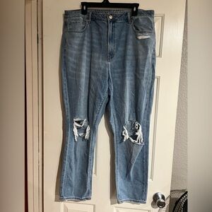 American Eagle mom jeans. Size 18. Like new!